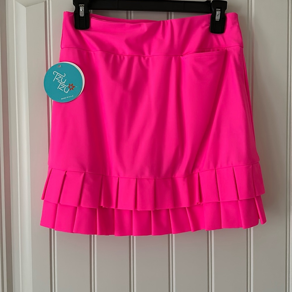 NWT - Tzu Tzu golf/tennis skort
